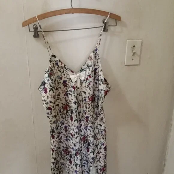 Vintage Victoria's Secret Gold Label Sz L Floral Night Gown Slip Chemise - Picture 3 of 5